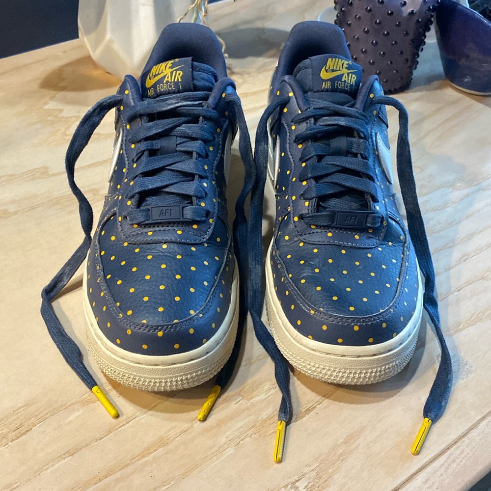 Nike Air Force 1